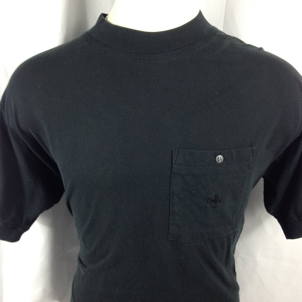 Expressions Worldwide Men's Black T-Shirt Size Medium 100% Cotton Front Pocket